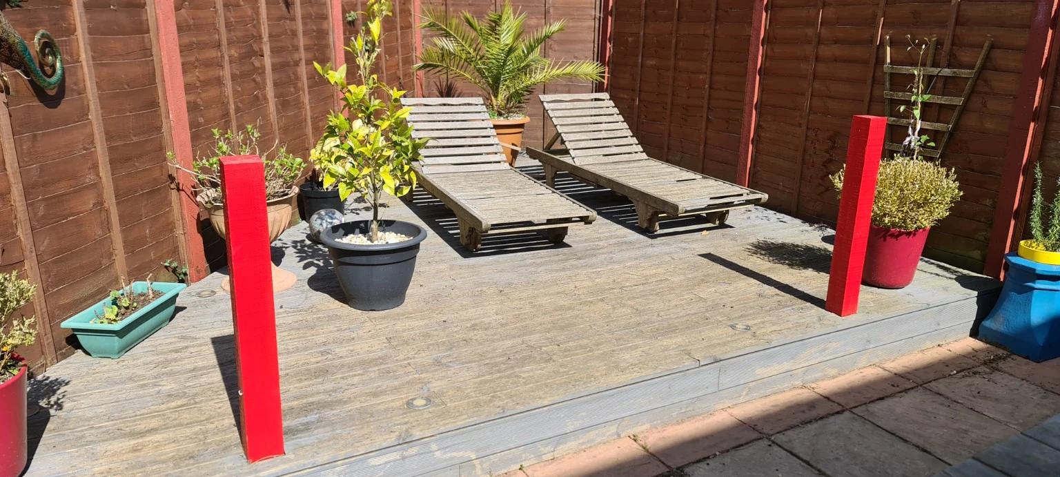 Decking before cleaning and re-staining